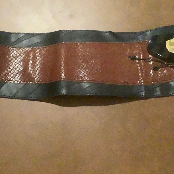 Lisandro Sarasota Designer Belt - Picture 3 of 6